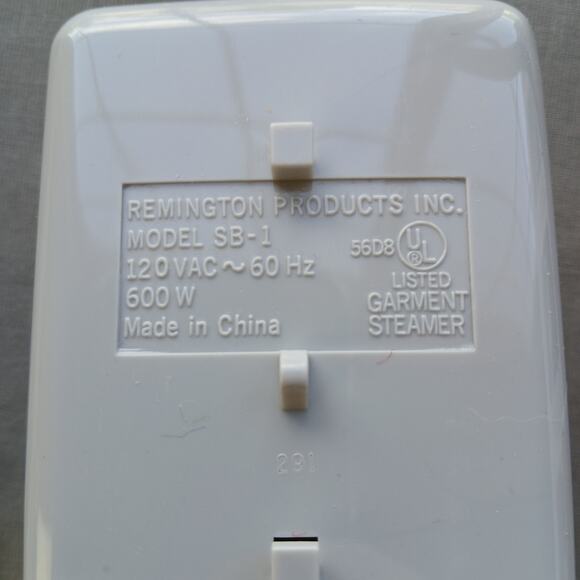 Remington Garment Steaming Brush handheld VTG wrinkle lint remover travel size - Picture 6 of 17